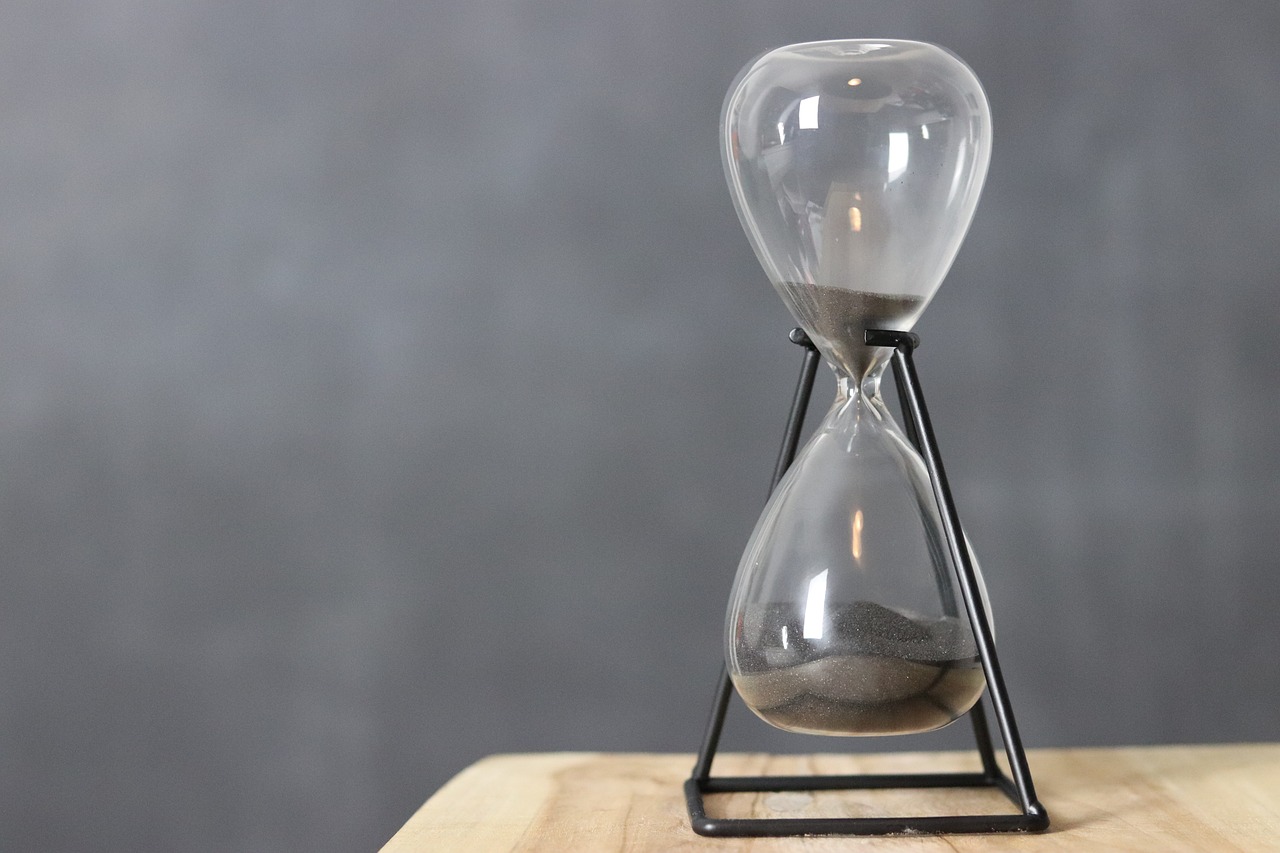hourglass-4666692_1280 hourglass-4666692_1280